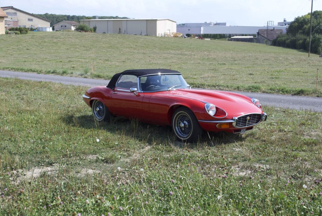 Jaguar Type-E V12 Roadster