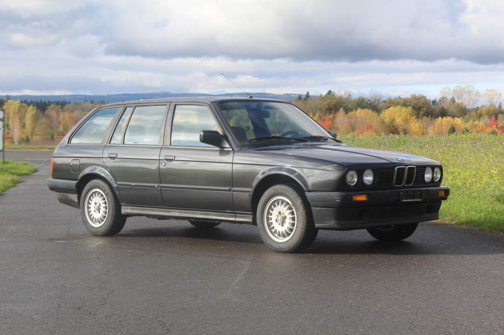 BMW 320i Touring