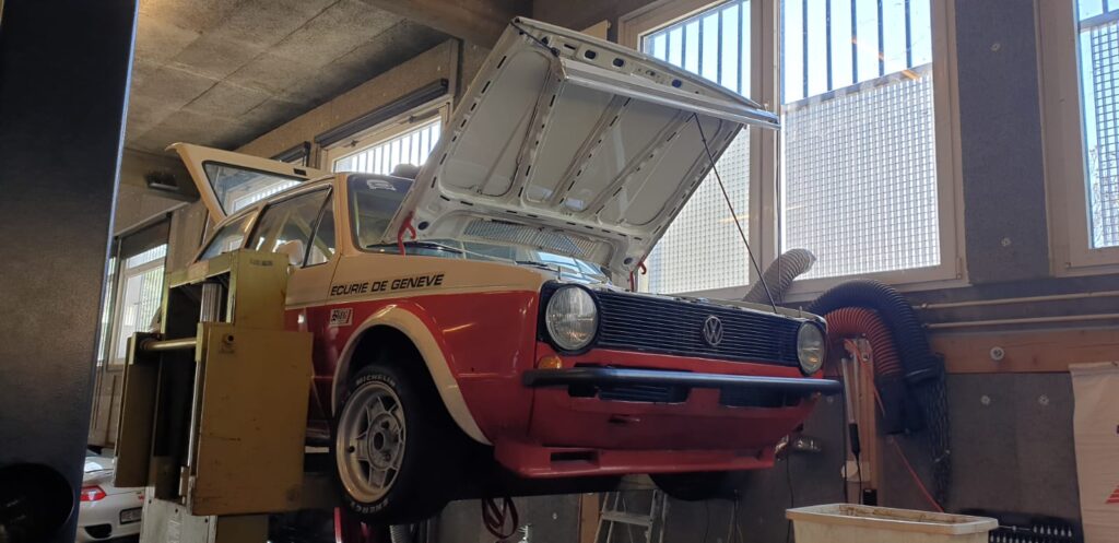 Volkswagen Golf MkI Piste