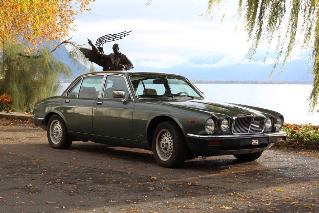 Jaguar Sovereign